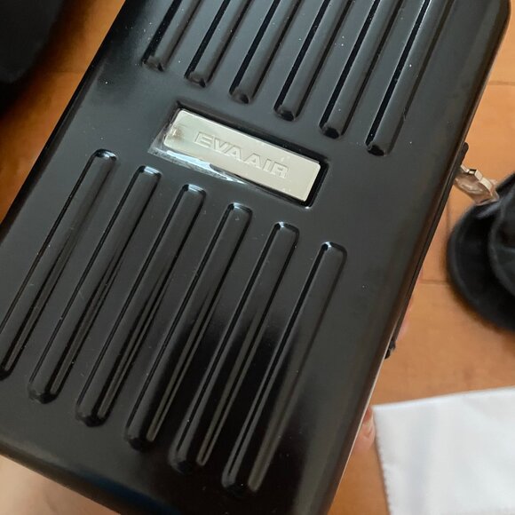 NEW Salvatore Ferragamo Sleek Black Hardcase Travel Case with Amenities - Picture 7 of 7